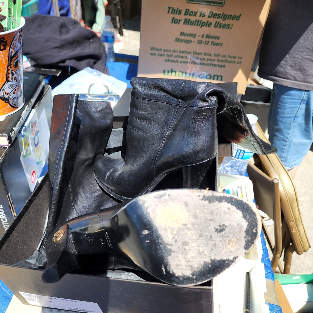 Boots - Picture 4 of 7